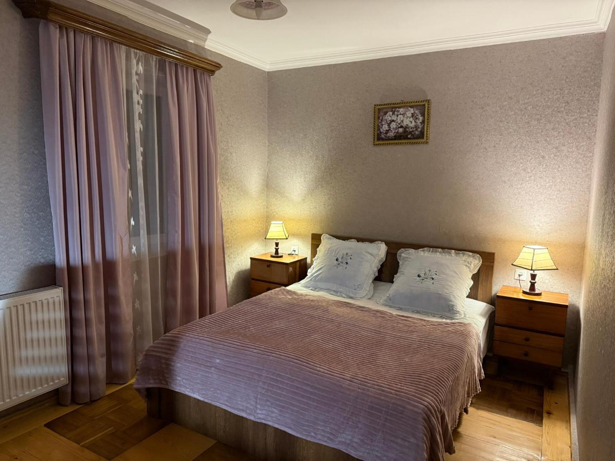 Guest House T&N Kutaisi Exterior foto